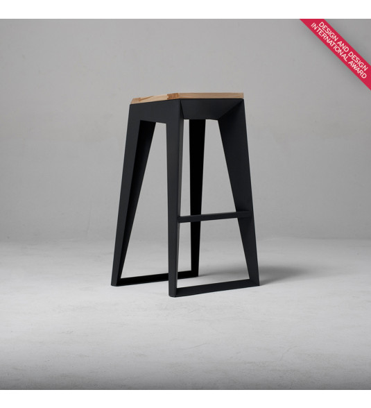 E1 bar stool