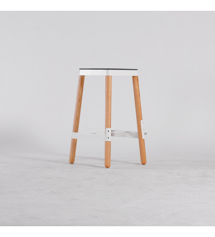 U4 bar stool