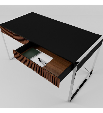 Desk with chrome Arris
